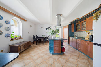 Prodej domu 410 m², Odrava