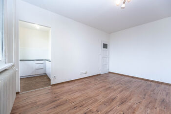 Pronájem bytu 1+kk v osobním vlastnictví 32 m², Kladno