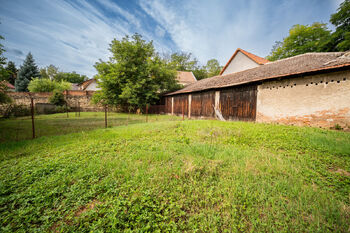 Prodej domu 300 m², Blevice