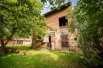 Prodej domu 300 m², Blevice