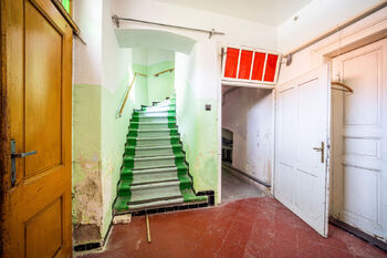 Prodej domu 300 m², Blevice