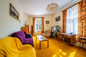 Prodej domu 300 m², Blevice