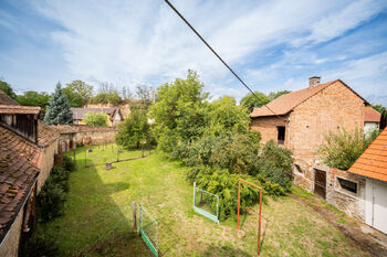 Prodej domu 300 m², Blevice