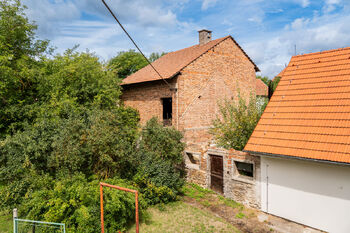 Prodej domu 300 m², Blevice
