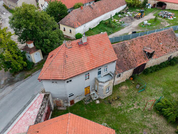 Prodej domu 300 m², Blevice