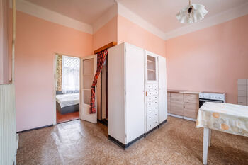 Prodej domu 300 m², Blevice