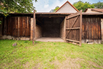 Prodej domu 300 m², Blevice