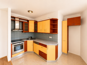 Prodej bytu 3+kk v osobním vlastnictví 85 m², Praha 5 - Hlubočepy