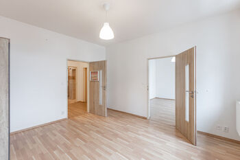 Pronájem bytu 3+1 v osobním vlastnictví 65 m², Praha 5 - Radotín
