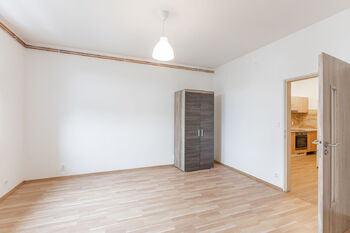 Pronájem bytu 3+1 v osobním vlastnictví 65 m², Praha 5 - Radotín