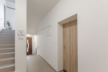 Pronájem bytu 3+1 v osobním vlastnictví 65 m², Praha 5 - Radotín