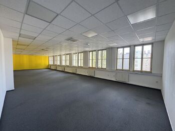 Pronájem kancelářských prostor 639 m², Ostrava