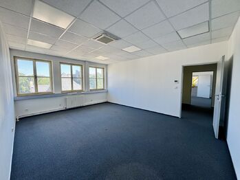 Pronájem kancelářských prostor 639 m², Ostrava