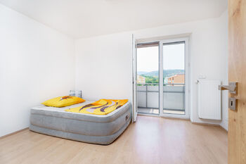 Prodej bytu 2+kk v osobním vlastnictví 45 m², Jince