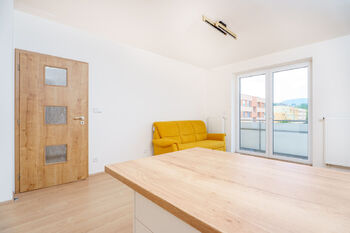Prodej bytu 2+kk v osobním vlastnictví 45 m², Jince