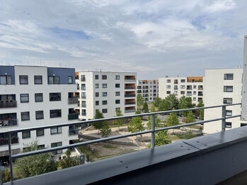 Pronájem bytu 1+kk v osobním vlastnictví 34 m², Praha 10 - Strašnice