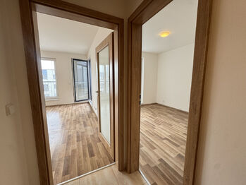 Pronájem bytu 2+kk v osobním vlastnictví 45 m², Praha 10 - Uhříněves