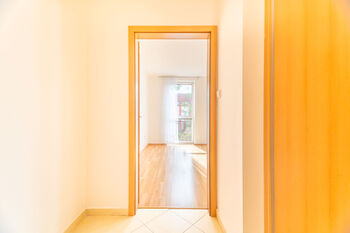Pronájem bytu 1+1 v osobním vlastnictví 49 m², Milovice