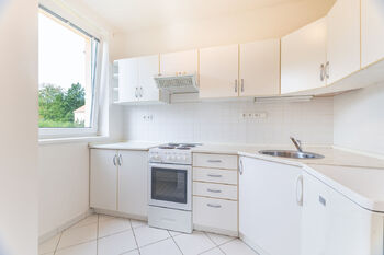 Pronájem bytu 1+1 v osobním vlastnictví 49 m², Milovice