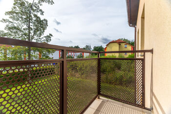 Pronájem bytu 1+1 v osobním vlastnictví 49 m², Milovice