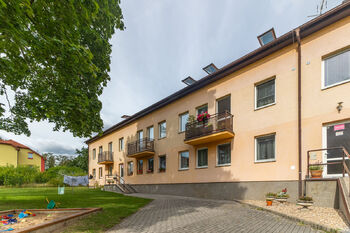 Pronájem bytu 1+1 v osobním vlastnictví 49 m², Milovice