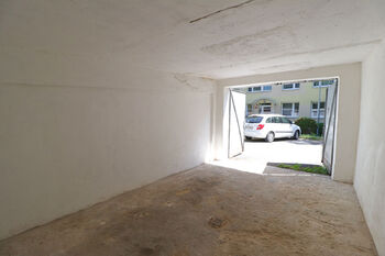 Prodej garáže 16 m², Praha 5 - Košíře