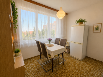 jídelna - Prodej bytu 2+1 v osobním vlastnictví 62 m², České Budějovice