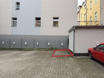 Pronájem garážového stání, Karlovy Vary