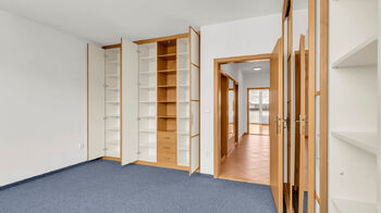 Prodej bytu 2+kk v osobním vlastnictví 60 m², Praha 10 - Strašnice