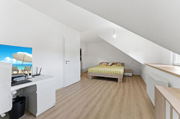 Ložnice 1 - Prodej bytu 4+kk v osobním vlastnictví 111 m², Hradec Králové