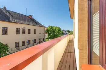 Balkón - Prodej bytu 4+kk v osobním vlastnictví 111 m², Hradec Králové