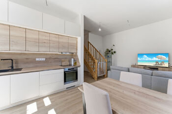 Kuchyň - Prodej bytu 4+kk v osobním vlastnictví 111 m², Hradec Králové