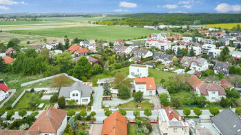Okolí - Prodej domu 110 m², Hradec Králové