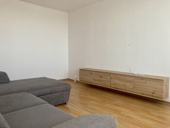 Pronájem bytu 2+1 v osobním vlastnictví 57 m², Chomutov