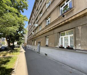 Pronájem bytu 2+kk v osobním vlastnictví 45 m², Praha 4 - Nusle