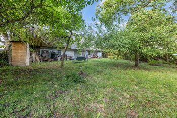 Prodej pozemku 879 m², Sádek