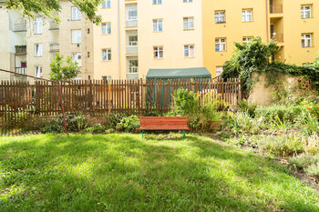Pronájem bytu 2+kk v osobním vlastnictví 48 m², Praha 8 - Libeň