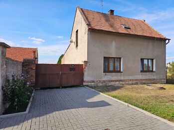Prodej domu 98 m², Postoloprty