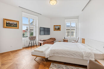 Prodej bytu 4+1 v osobním vlastnictví 139 m², Praha 2 - Vinohrady