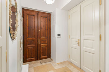 Prodej bytu 4+1 v osobním vlastnictví 139 m², Praha 2 - Vinohrady