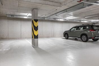 Pronájem garážového stání 648 m², Praha 9 - Černý Most