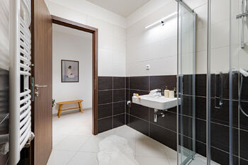 Prodej bytu 2+kk v družstevním vlastnictví 34 m², Praha 10 - Dolní Měcholupy