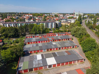 Letecký snímek lokality - Pronájem garáže 16 m², Poděbrady