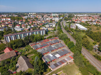 Letecký snímek lokality - Pronájem garáže 16 m², Poděbrady
