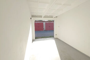 Garáž - Pronájem garáže 16 m², Poděbrady
