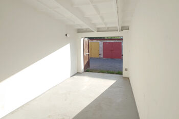 Garáž - Pronájem garáže 16 m², Poděbrady