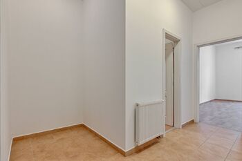 Chodba - Prodej bytu 1+1 v osobním vlastnictví 31 m², Praha 6 - Dejvice