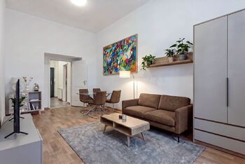 Obývací pokoj - vizualizace - Prodej bytu 1+1 v osobním vlastnictví 31 m², Praha 6 - Dejvice