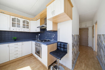 Pronájem bytu 2+1 v osobním vlastnictví 52 m², Sokolov