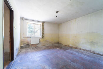 Zadní část domu - Prodej domu 112 m², Kouty